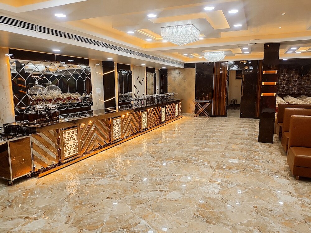 Горакхпур: Hotel JVS Palace