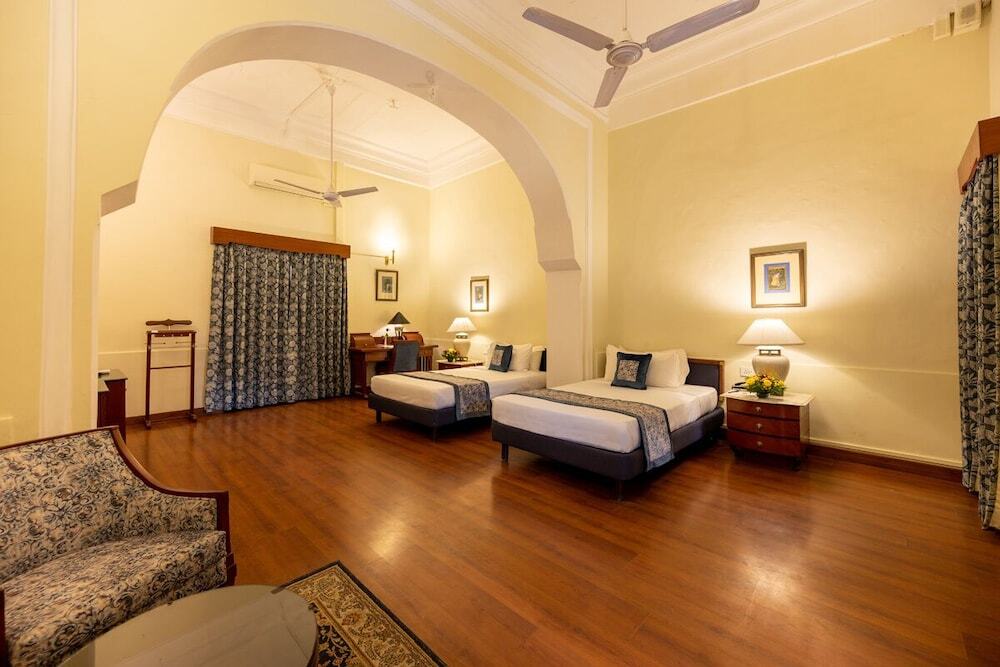 Кота: Umed Bhawan Palace