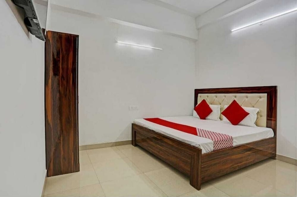 Канпур: Hotel Shubh Villa