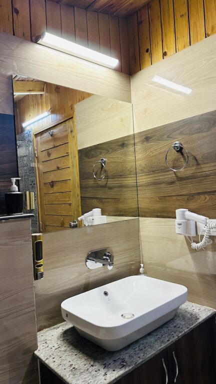 Наинитал: Luxury Stay By Hmt