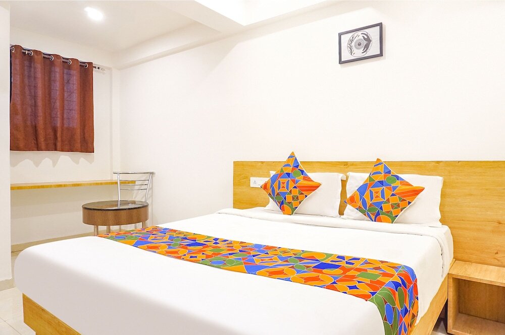 Пуна: Fabhotel Saffron Inn I