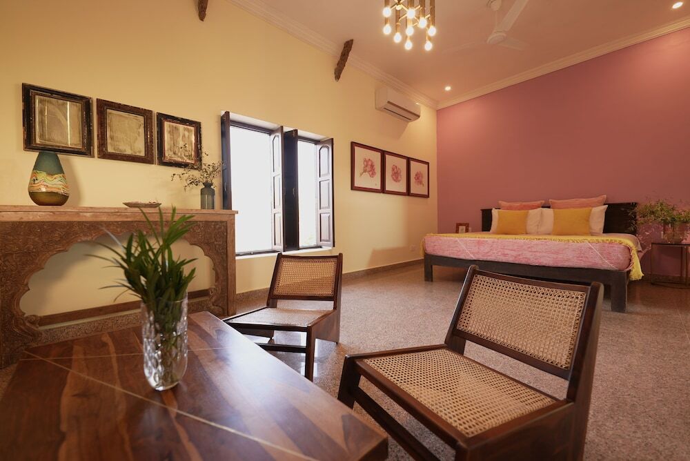 Khiyansaria: Kaner Retreat - India's First Desert Botanical Resort