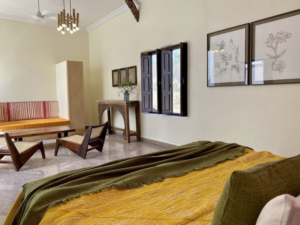 Khiyansaria: Kaner Retreat - India's First Desert Botanical Resort