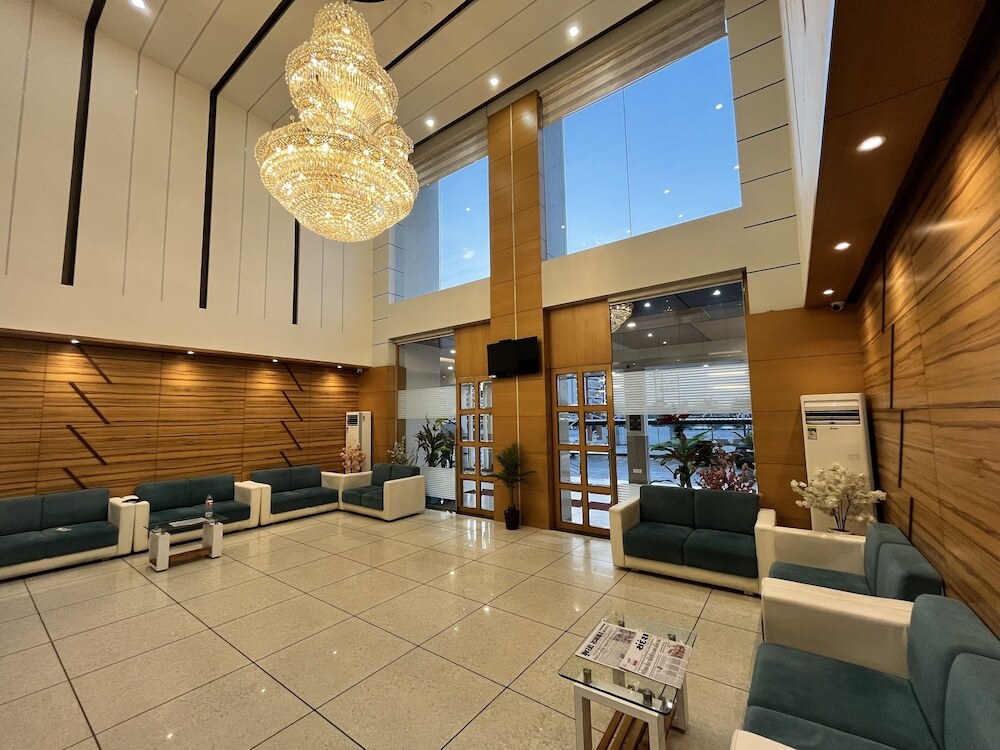 Вадодара: Hotel Grand Darshan Vadodara