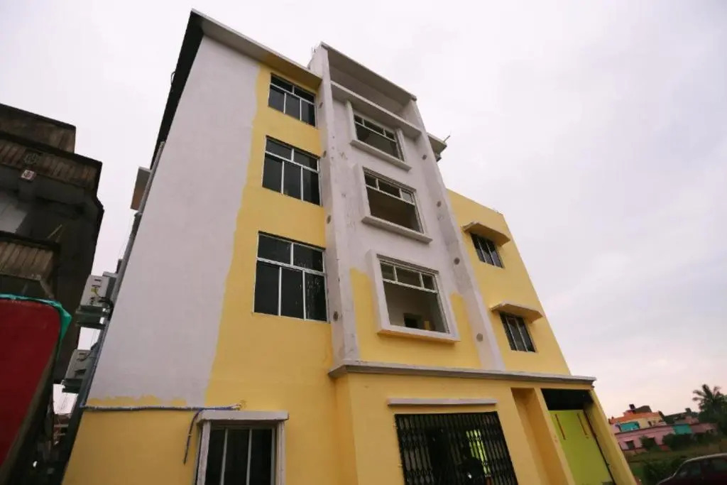 Бхубанешвар: Goroomgo Hotel Moonlight Bhubaneswar