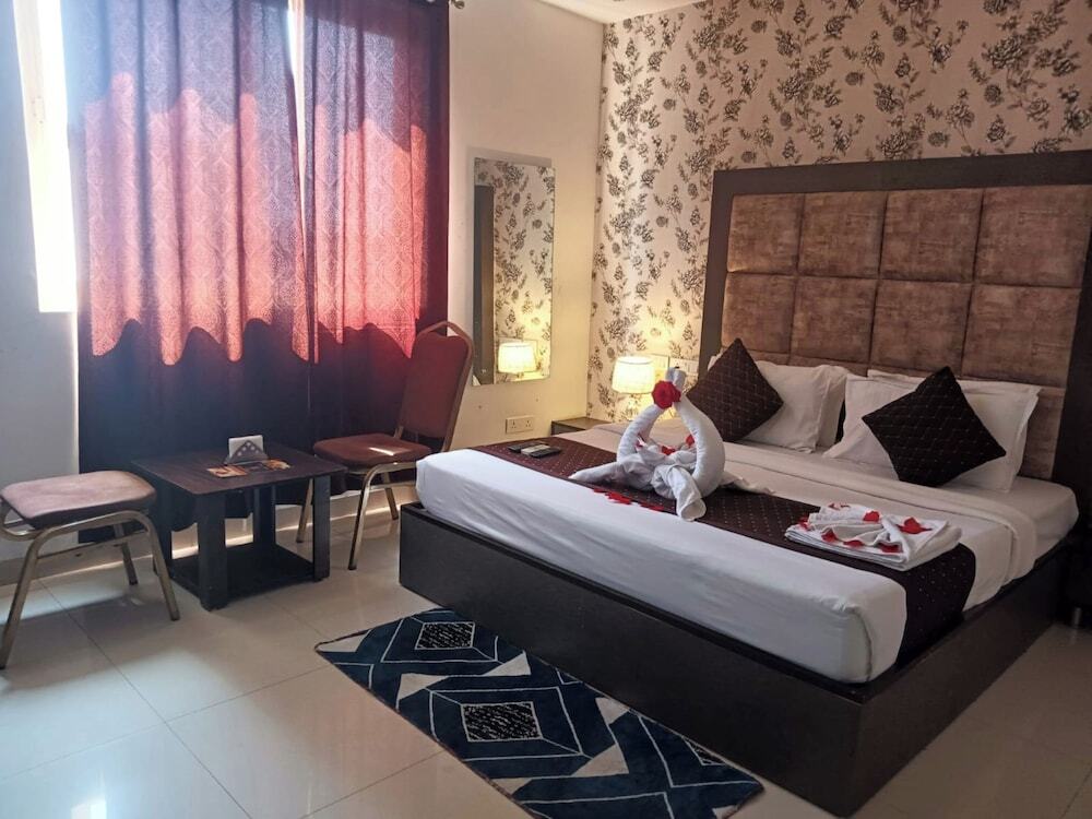 Панчкула: Hotel Royal Regency