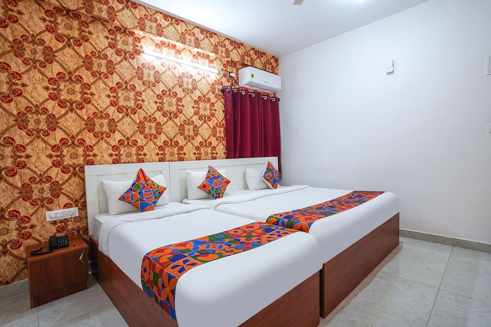 Бангалор: Fabhotel Royal Platinum Suites