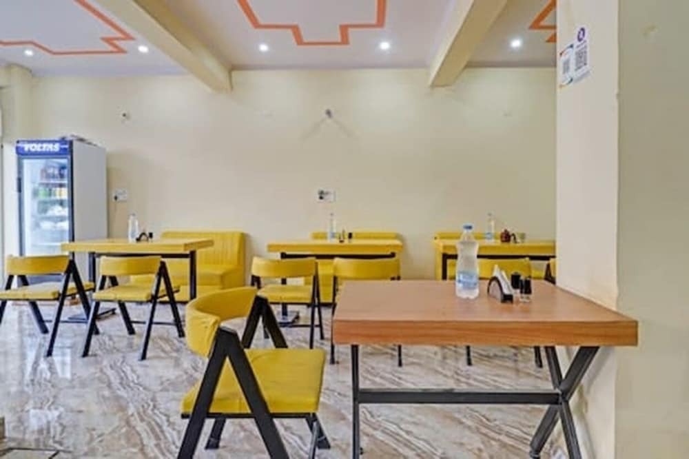 Дехрадун: Chaudhary Guest House