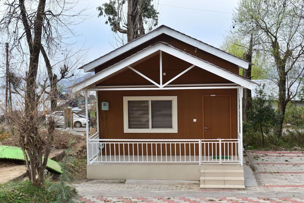 Бир: Forest Rest House Bir