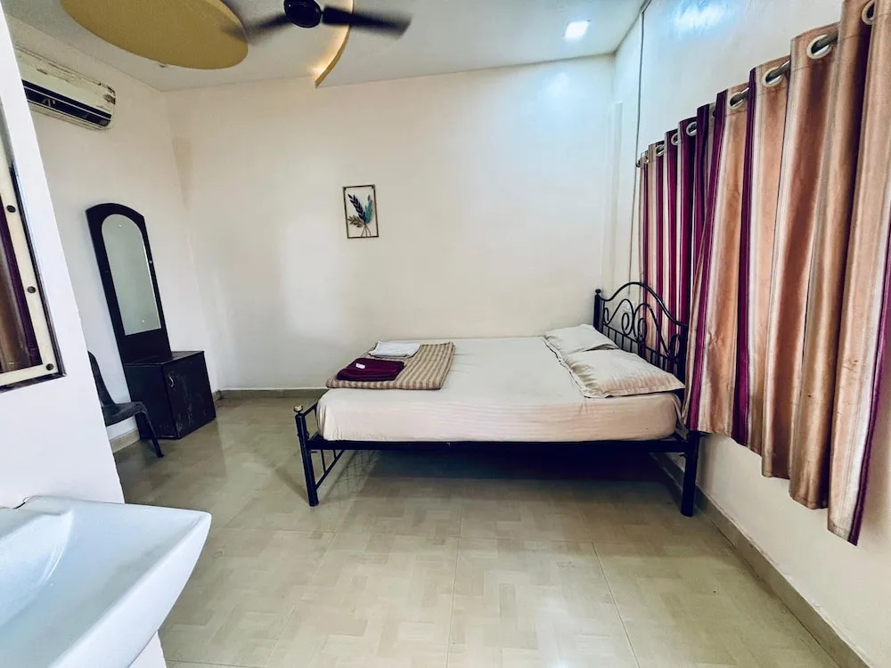 carousel image 1