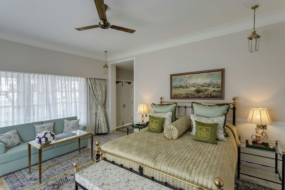 Нарендранагар: Kinwani House by Aalia Collection