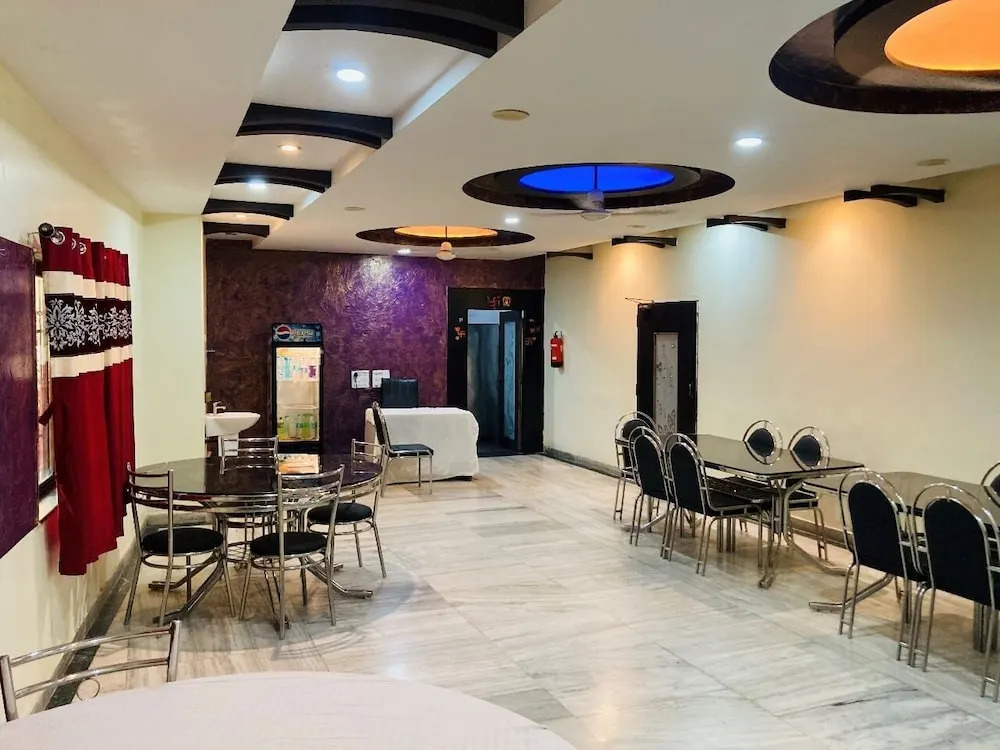 Райпур: Hotel Jagdish By GRB
