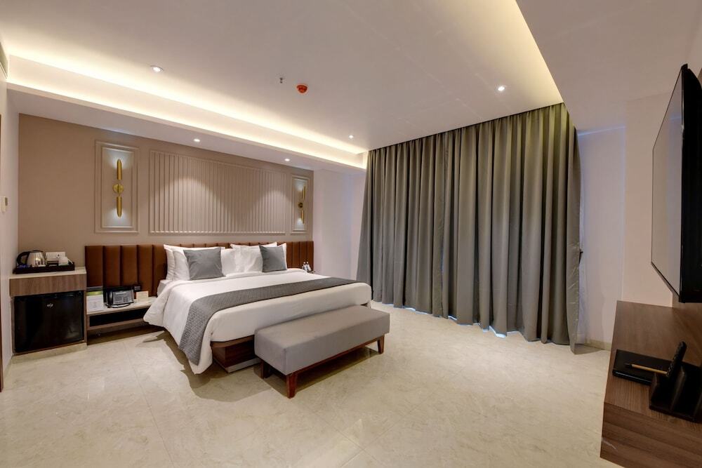 Тхане: The Fern Residency Bhiwandi-Pimplas