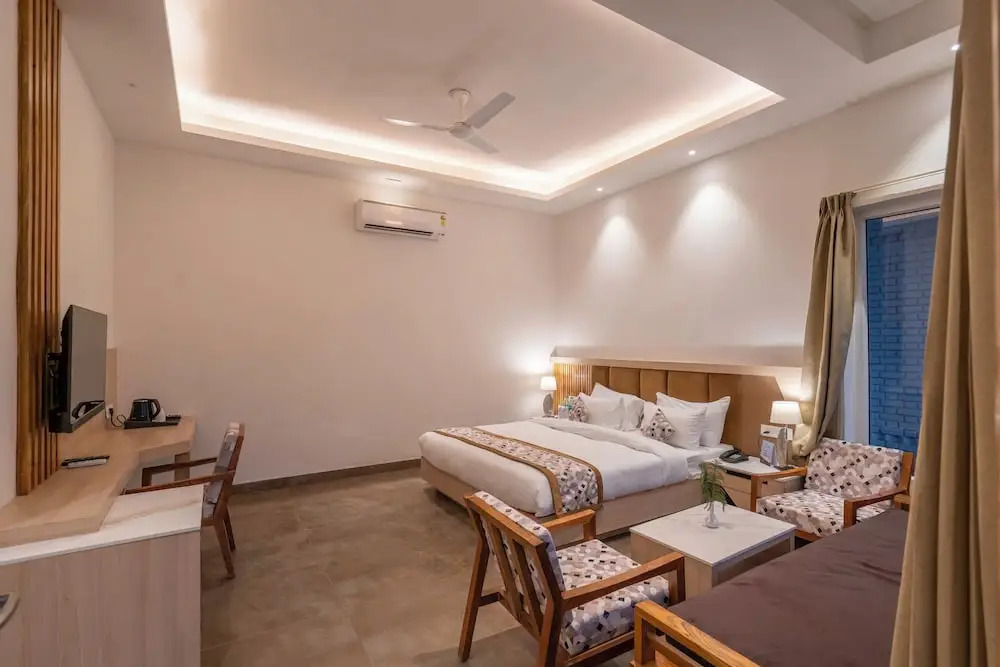 Наинитал: Evara Spa & Resort