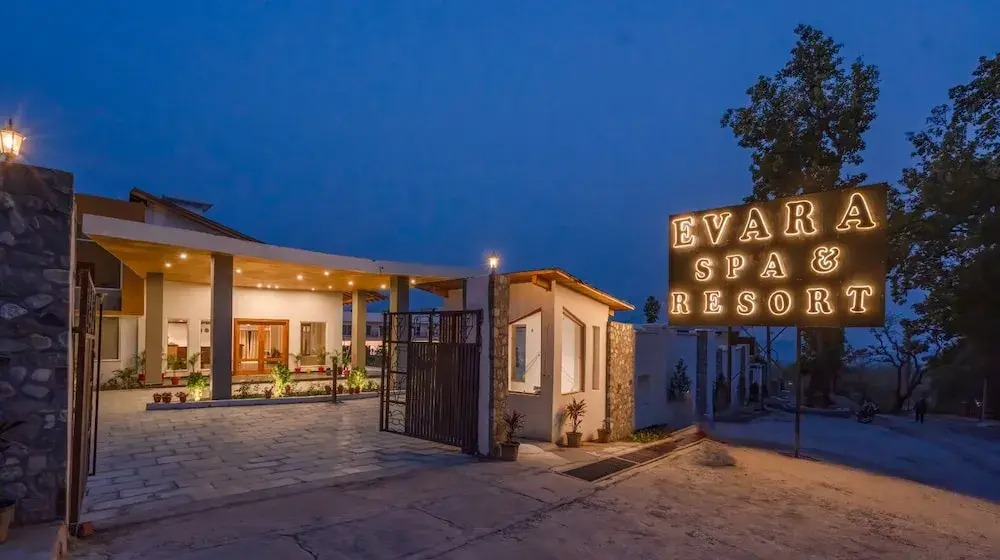Наинитал: Evara Spa & Resort