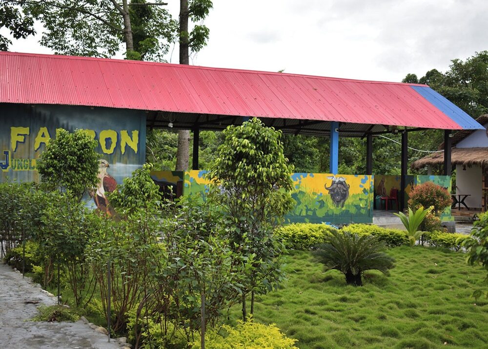 Джиоти Гаон: Falcon Jungle Resort