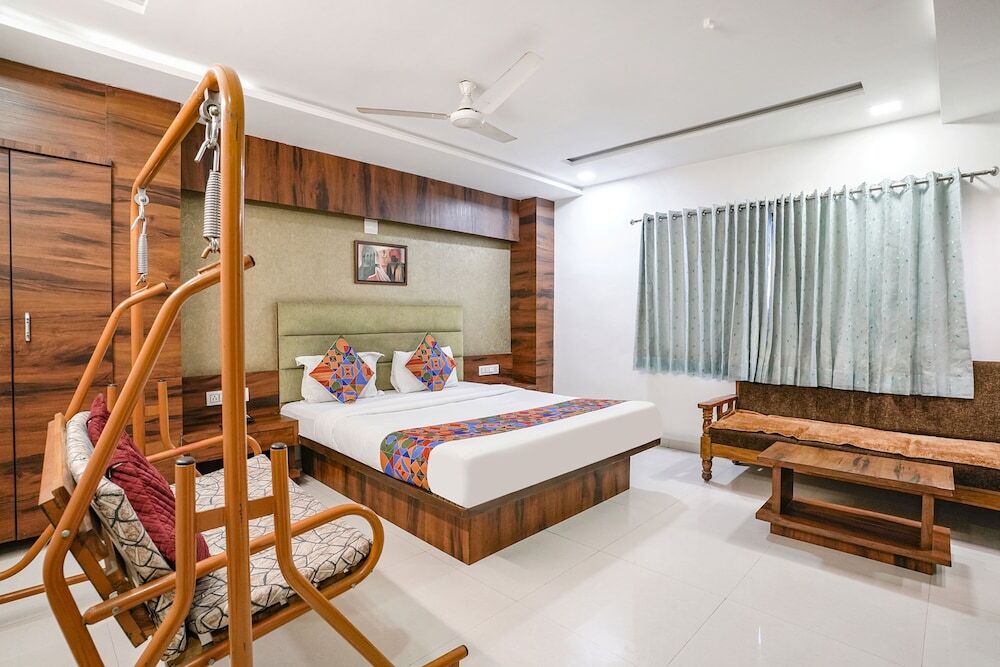 Ахмедабад: Fabhotel Ratna Palace