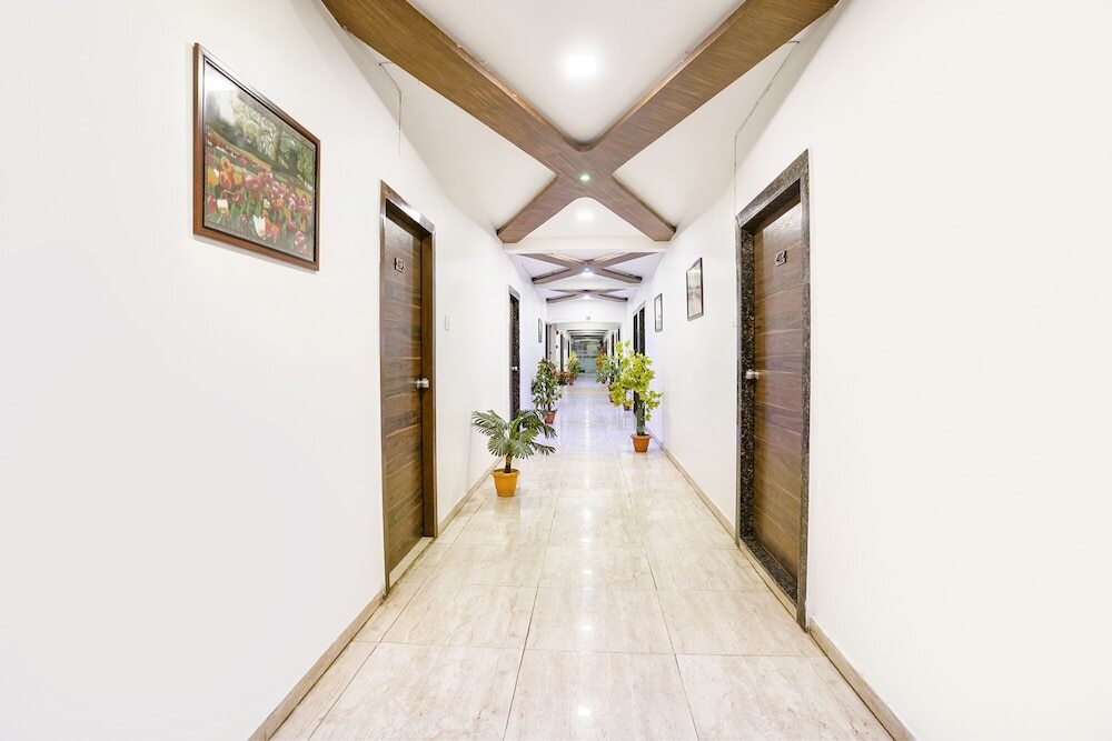 Ахмедабад: Fabhotel Ratna Palace