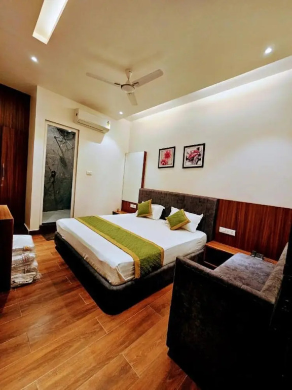 Горакхпур: Sharda dinings Gorakhpur