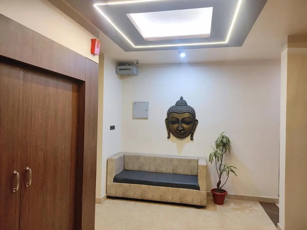 Горакхпур: Sharda dinings Gorakhpur