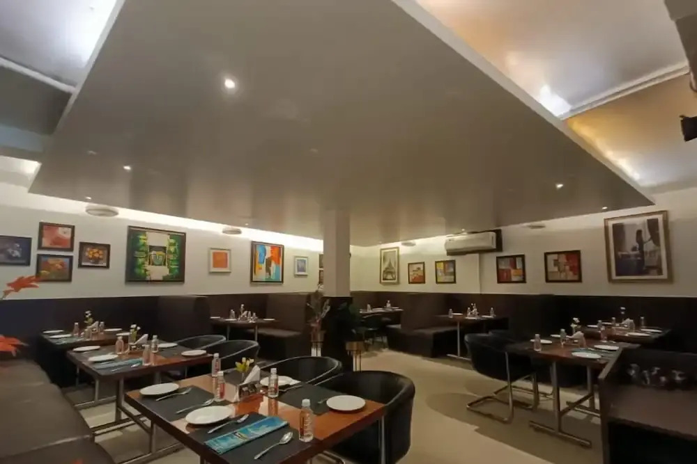 Горакхпур: Sharda dinings Gorakhpur