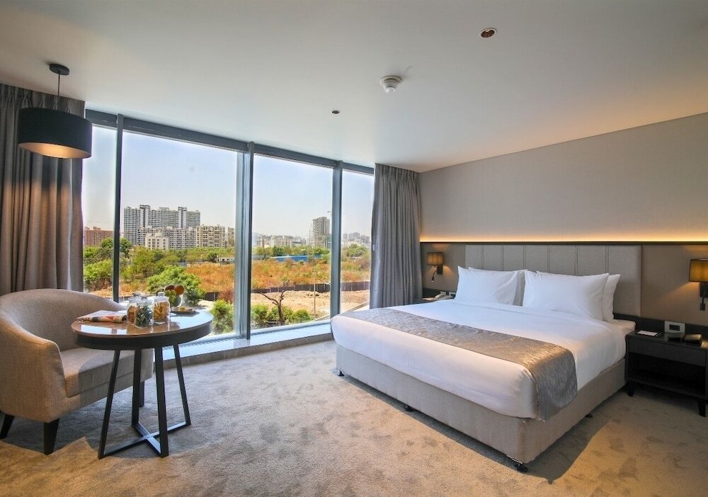 Хинджевади: Essentia Premier Hotel Pune