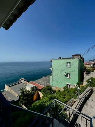 Алупка: Гостевой дом Эллинг 53