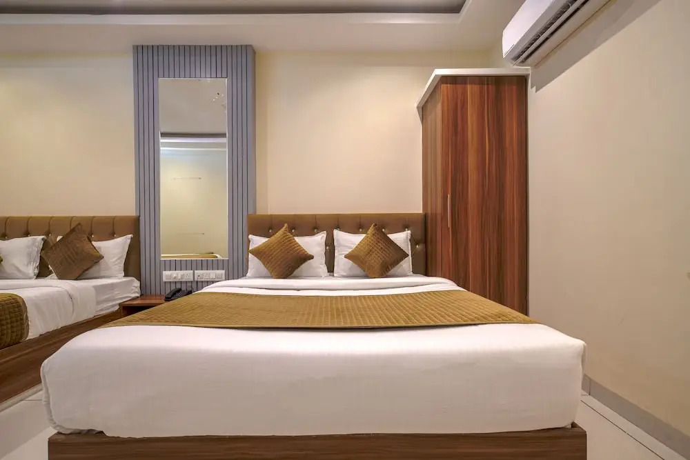 Удджайн: Hotel Radhe Krishna Resort