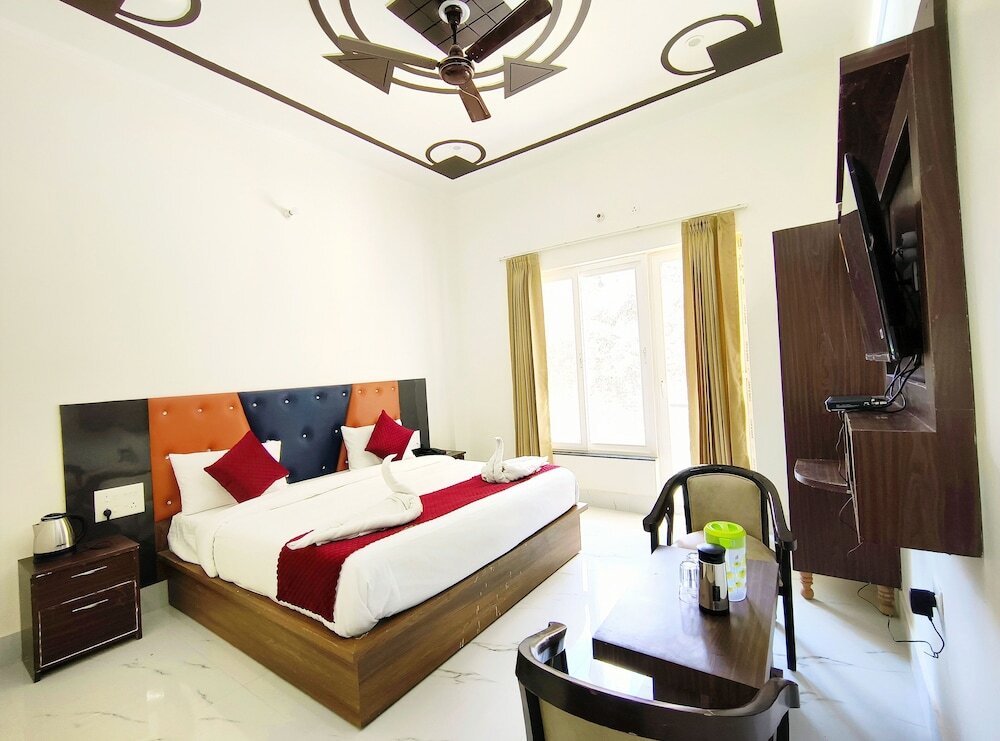 Уттаркаши: Hotel Hill River View Resort