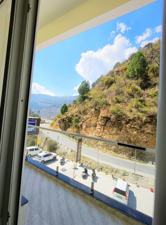 Уттаркаши: Hotel Hill River View Resort