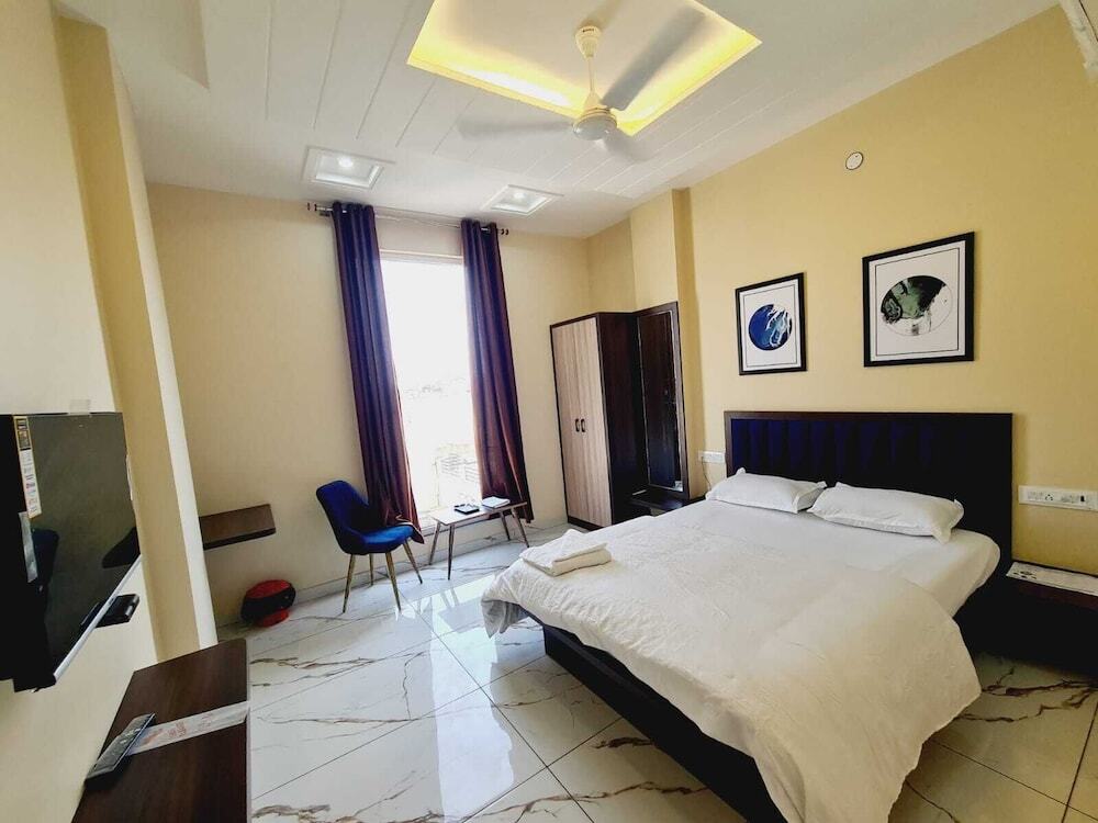 Сикар: Hotel Kaanjee