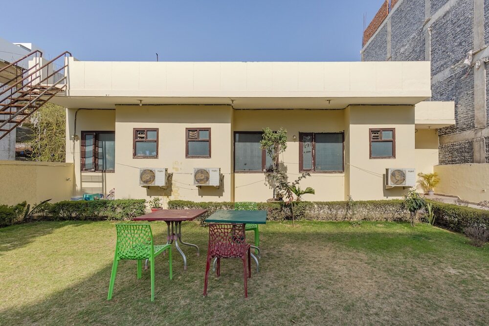 Гуруграм: Lime Tree Studio Near Fortis Gurgaon