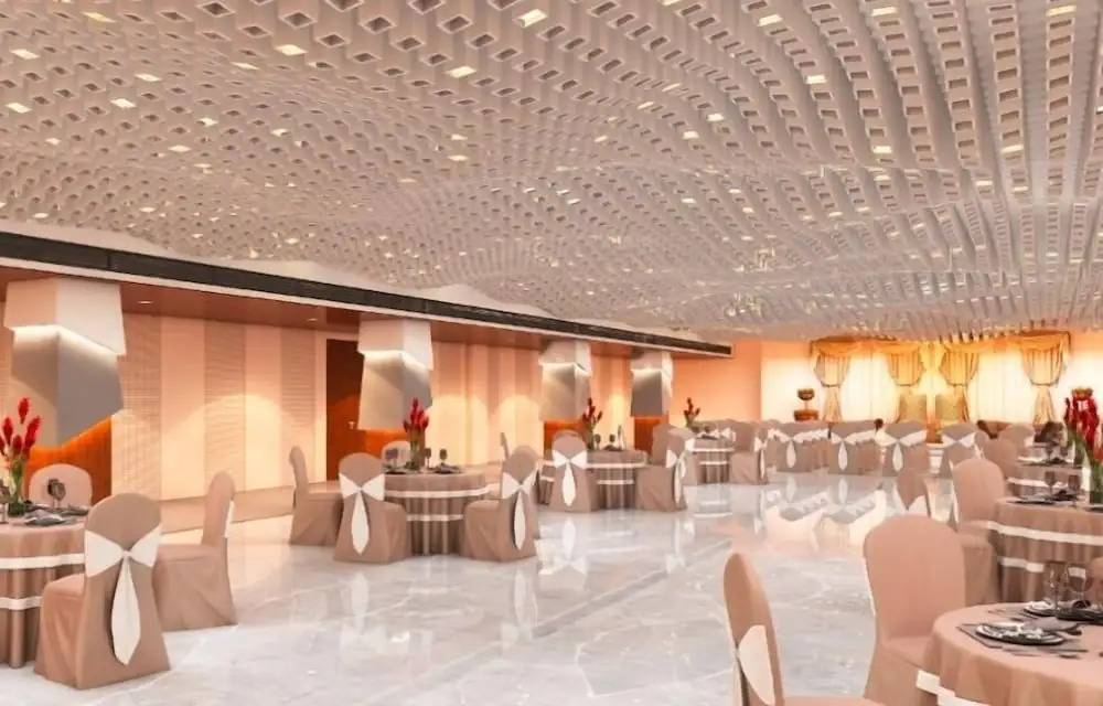 Сурат: Hotel Crescent Rooms And Banquet