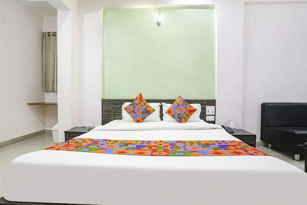 Гандхинагар: FabHotel Skylon