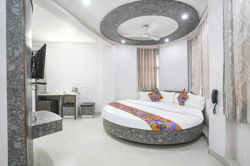 Гандхинагар: FabHotel Skylon