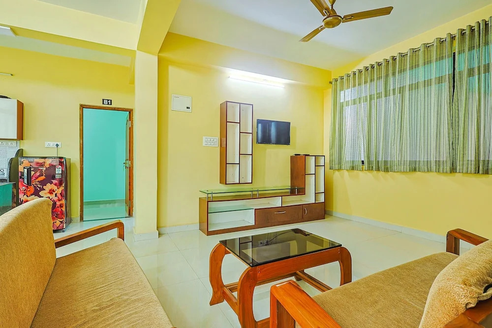 Верем: FabExpress Goa Beach Heaven