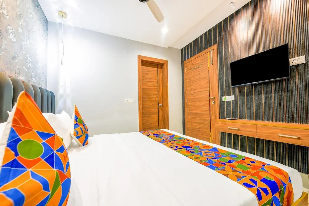 Лудхиана: FabHotel Rolt