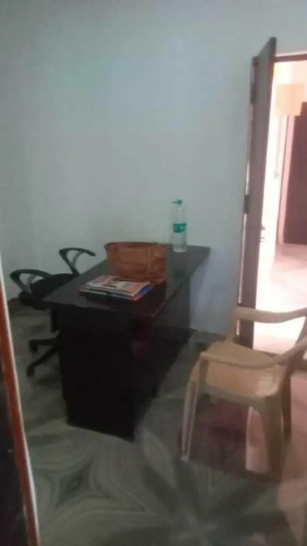 Варанаси: Priyanshu Residency & Kartik Inn Guest