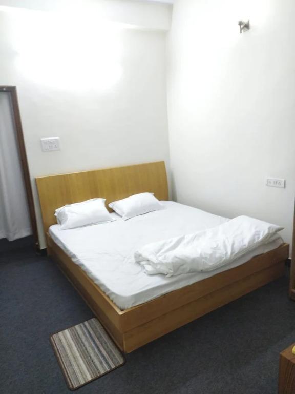 Патна: Living Studio