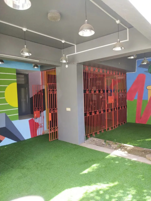 Патна: Living Studio