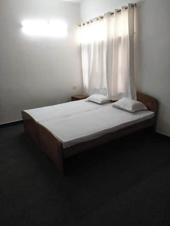 Патна: Living Studio
