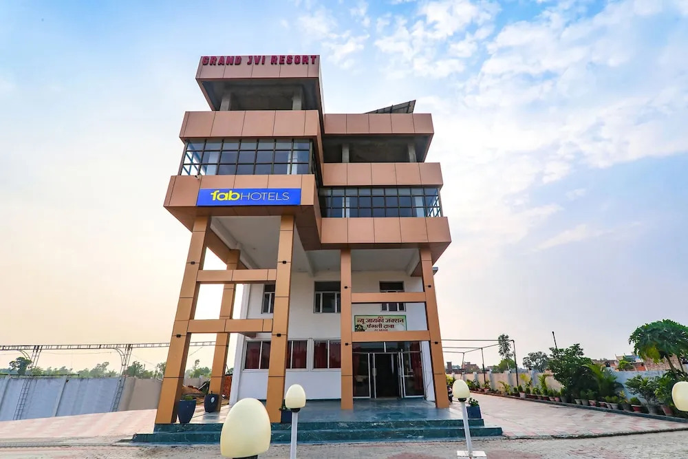 Файзабад: Fabhotel Grand Jvi Resort