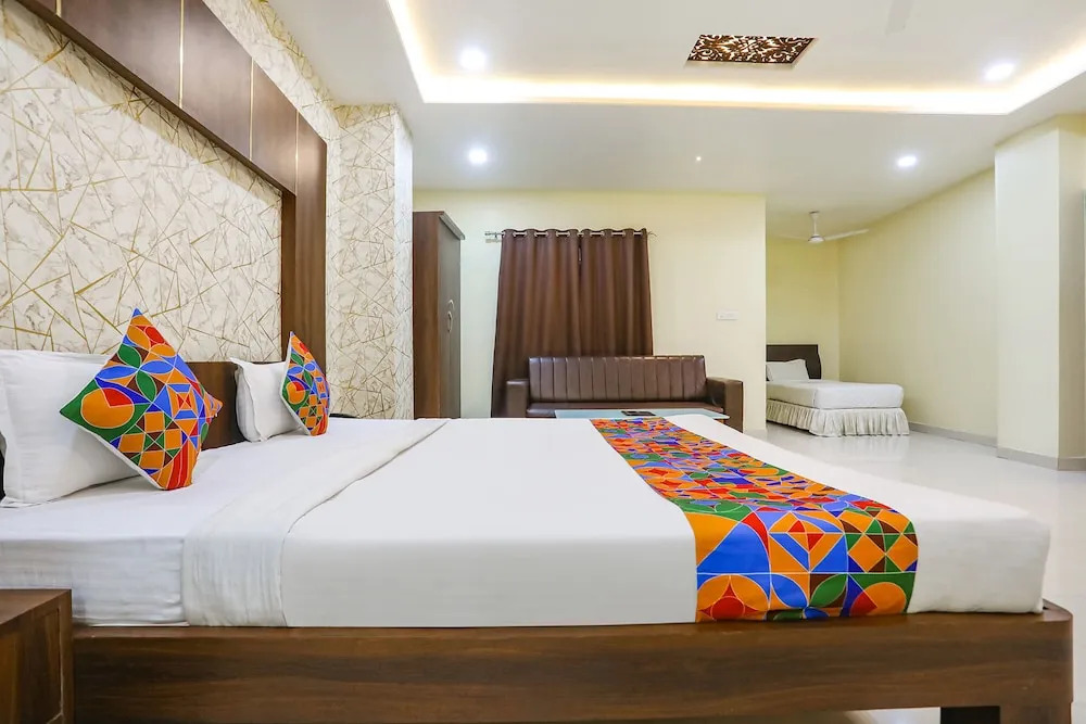 Дург: Fabhotel Heritage I