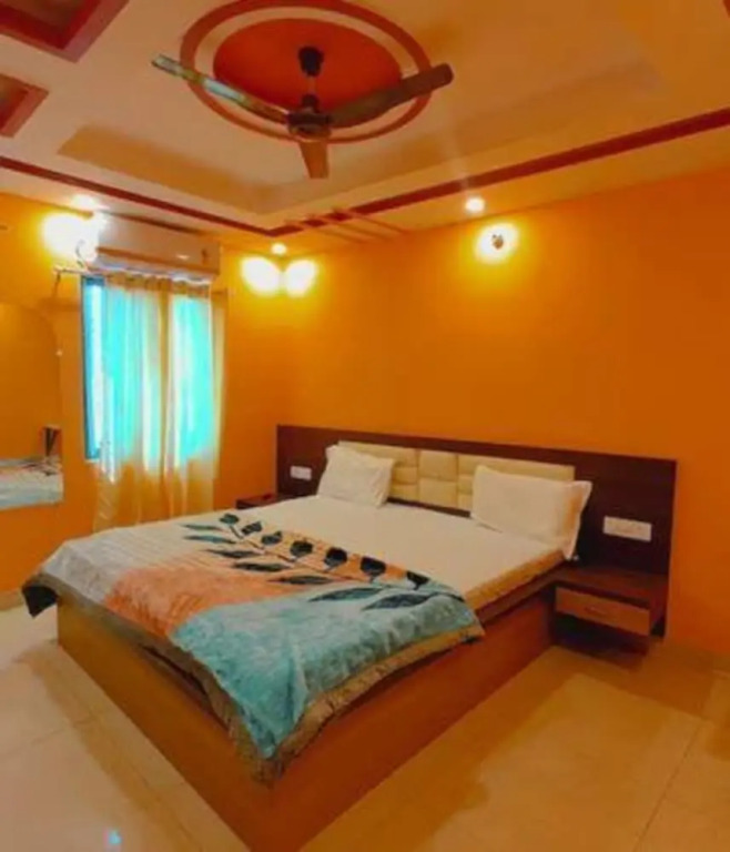 Файзабад: Fabhotel New Raghukul Loung