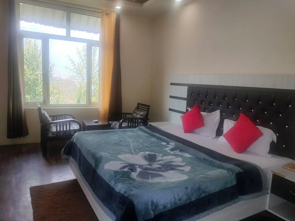 Rohtak: The Shagun Grand