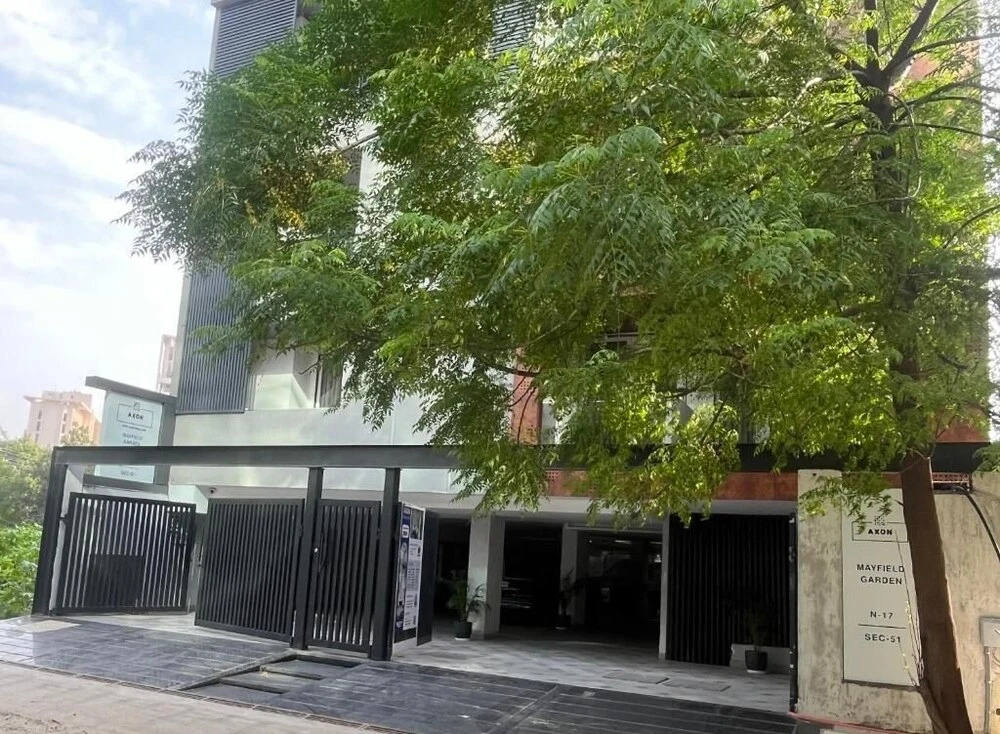 Axon Mayfield Garden Near Artemis Hospital sector 51 — фото 1
