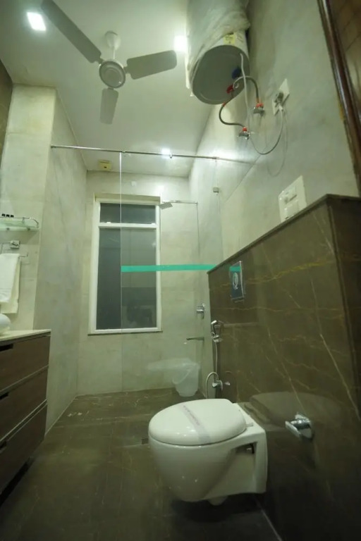 Гуруграм: Lime Tree 3BHK Serviced Apartments DLF 5