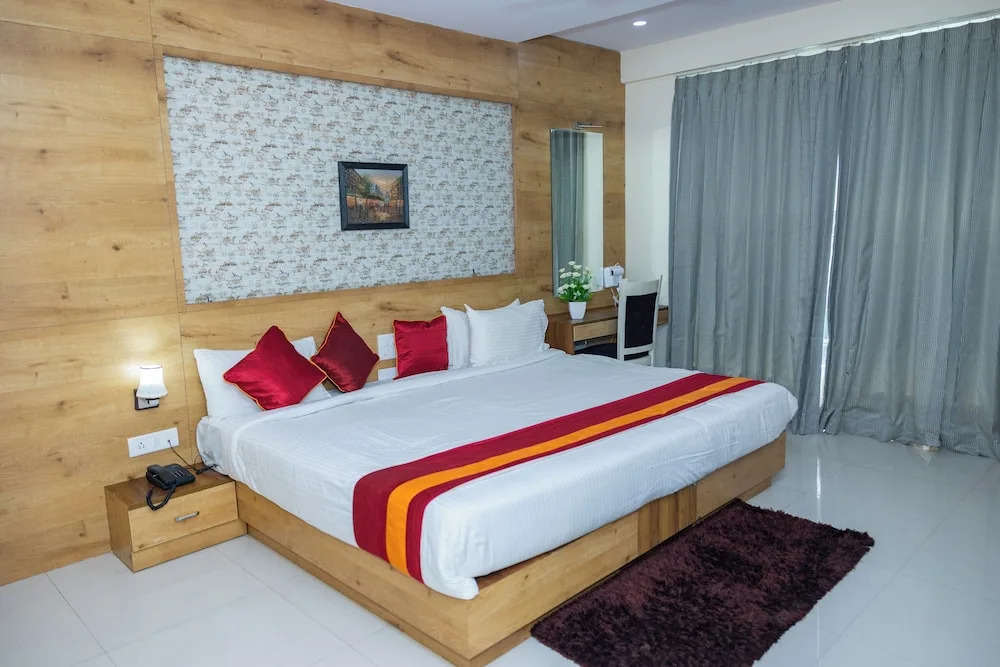 Бангалор: Ishwerya Suites