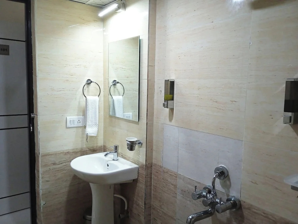 Бангалор: Ishwerya Suites