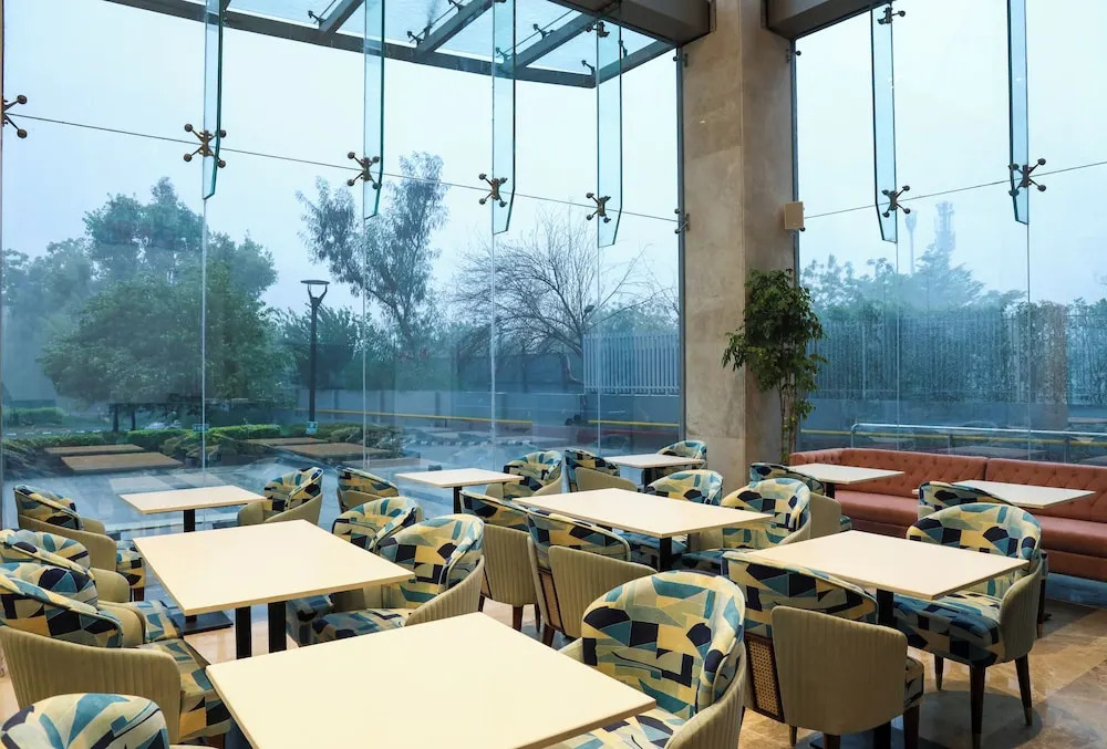 Гуруграм: Ar Suites Klj Square